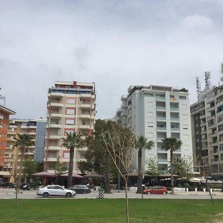 Sea View Apartment Onorato 1 Vlore Ngoại thất bức ảnh