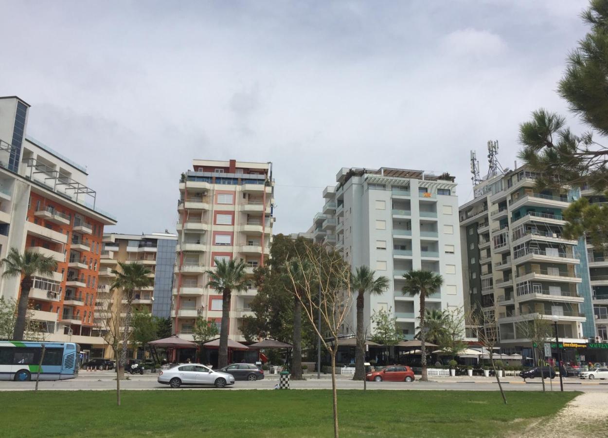 Sea View Apartment Onorato 1 Vlore Ngoại thất bức ảnh