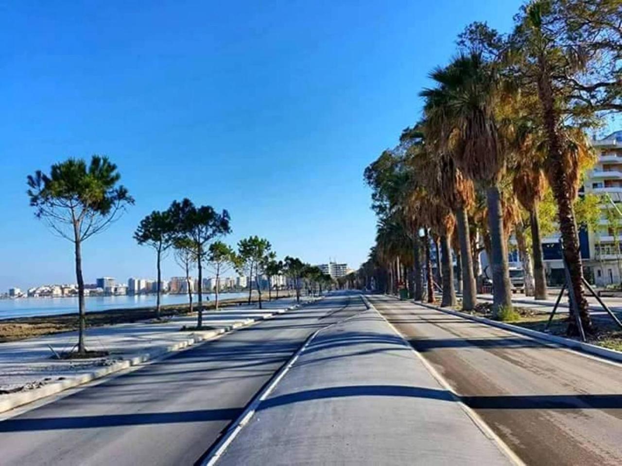 Sea View Apartment Onorato 1 Vlore Ngoại thất bức ảnh