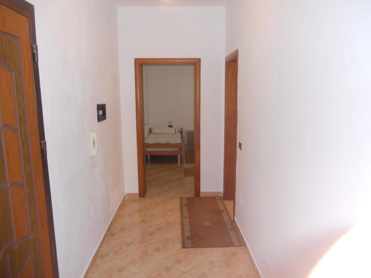 Sea View Apartment Onorato 1 Vlore Ngoại thất bức ảnh