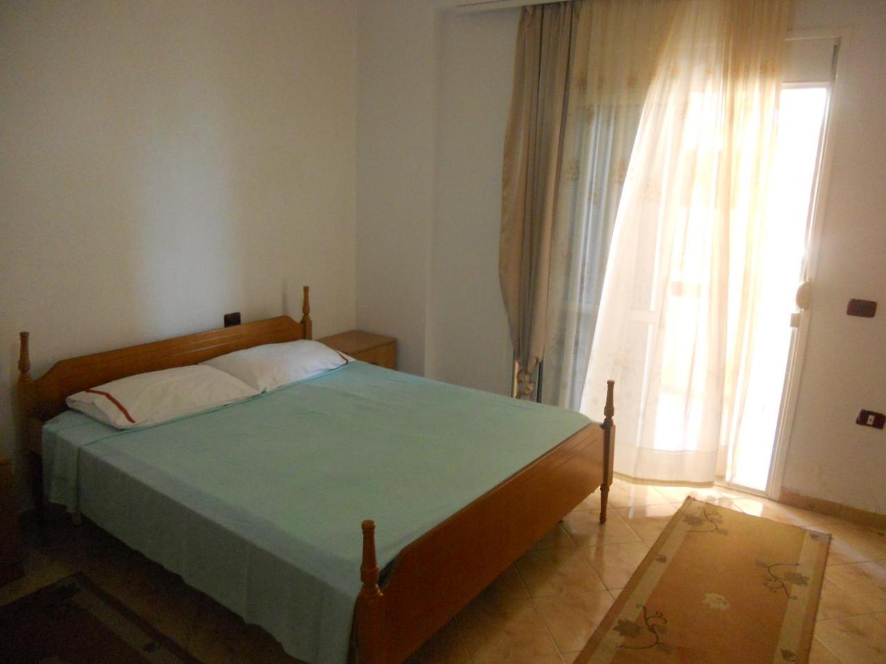 Sea View Apartment Onorato 1 Vlore Ngoại thất bức ảnh